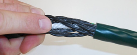 Cable with rope like core